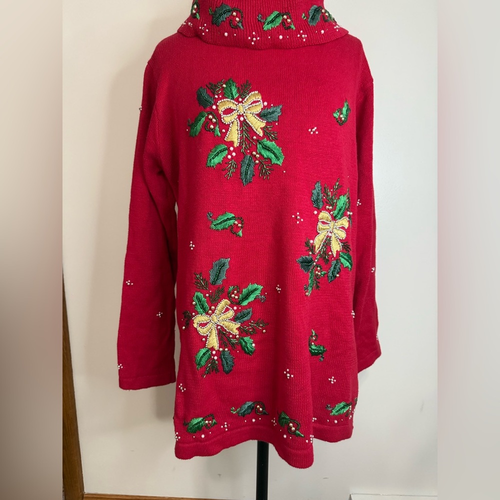 Victoria Jones VTG Festive Red Sweater with Bow Accents beaded size Medium